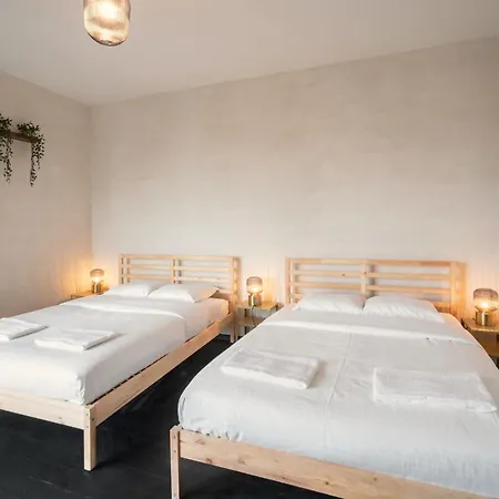 Charming And Spacious In The Heart Of * אנטוורפן